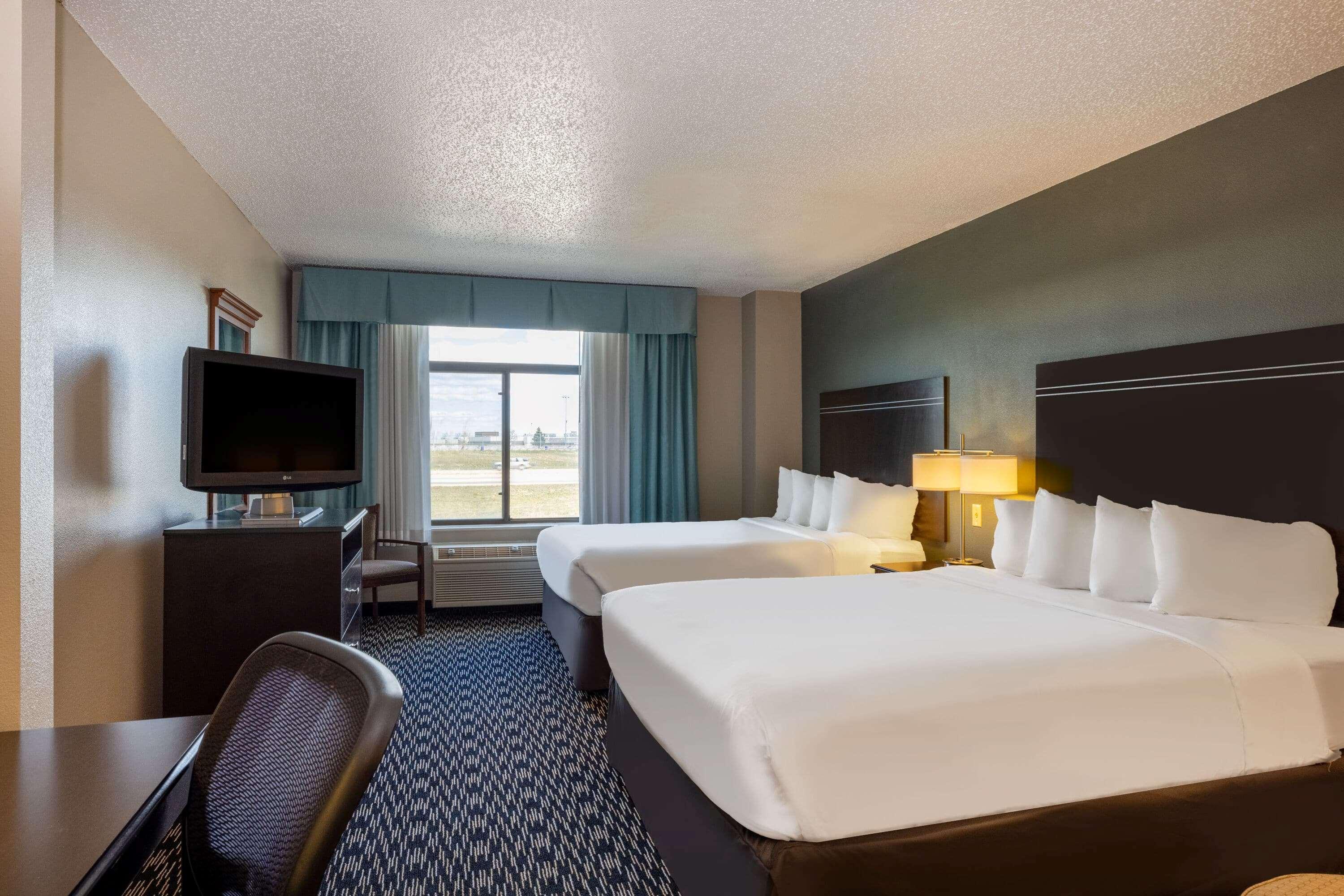 Wingate By Wyndham Gillette Hotel Exterior photo